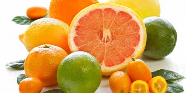 Descubre la variedad de cítricos más allá de la naranja y el limón